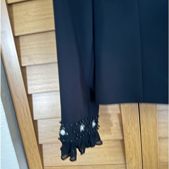 Tahari Arthur S. Levine LUXE Black Designer Blazer, Ruffle Beaded Sleeves, Sz 8 - Picture 5 of 10